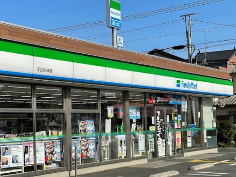 コンビニ　ファミリーマート 深谷深谷町店（コンビニ）まで3962m