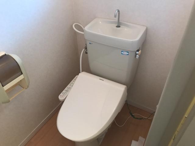 トイレ　シャワー付トイレ