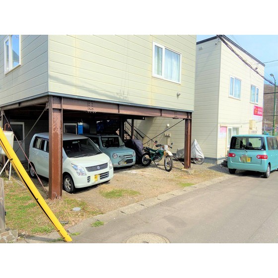 駐車場　駐車場