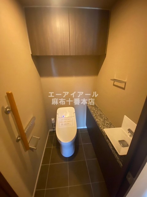 トイレ　参考写真