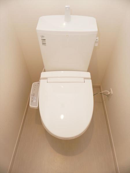 トイレ　トイレ