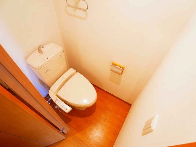 トイレ　別部屋参考写真