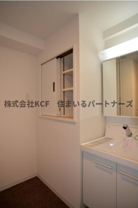 洗面設備　脱衣スペースもあります