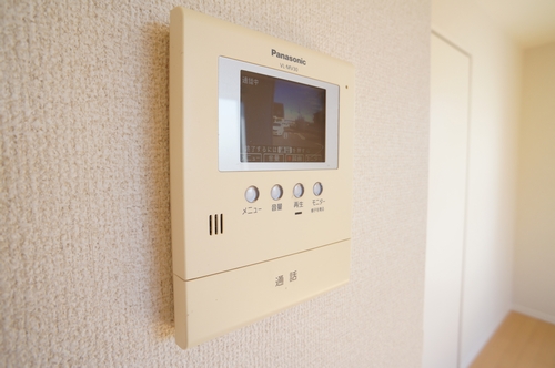 セキュリティ　カラーモニター付ドアホン♪録画機能付き