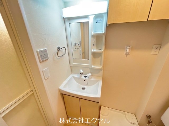 洗面設備　独立洗面台です。
