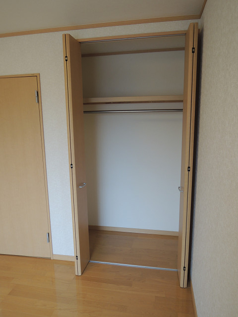 収納　【レバンテ聖蹟】