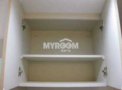 収納　上部収納（同一仕様写真）