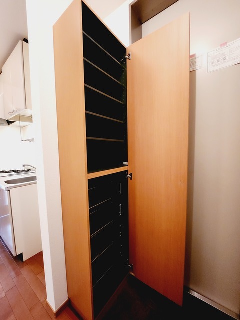 玄関　別部屋写真