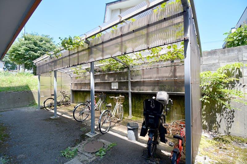 駐車場　駐輪場