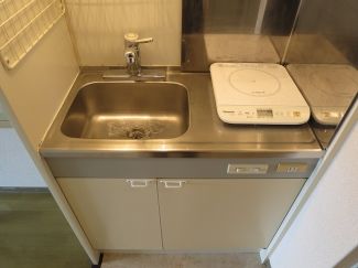 キッチン　同建物別部屋