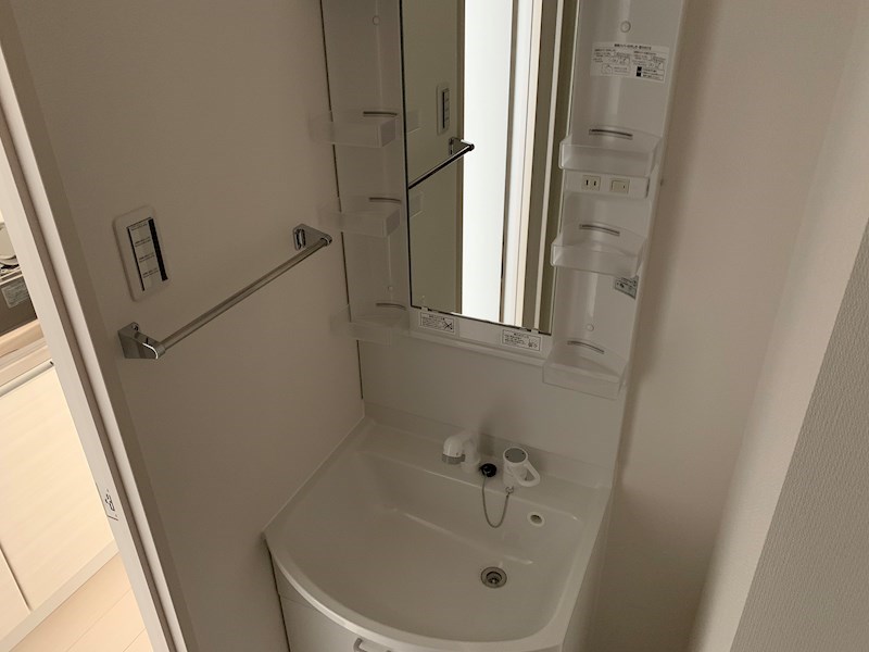 洗面設備　同物件別部屋参考写真です