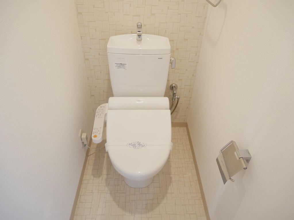 トイレ　※同物件の参考写真です。