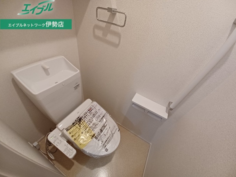 トイレ　反転タイプ参考写真