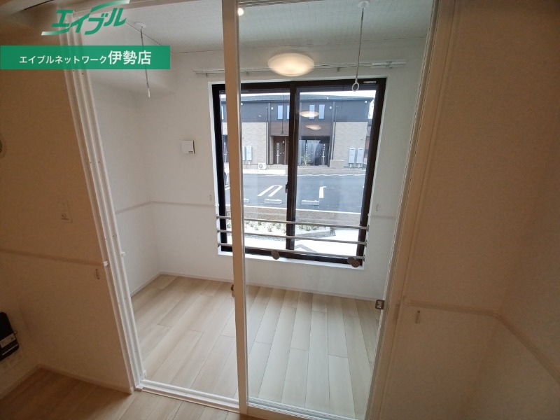 バルコニー　反転タイプ参考写真