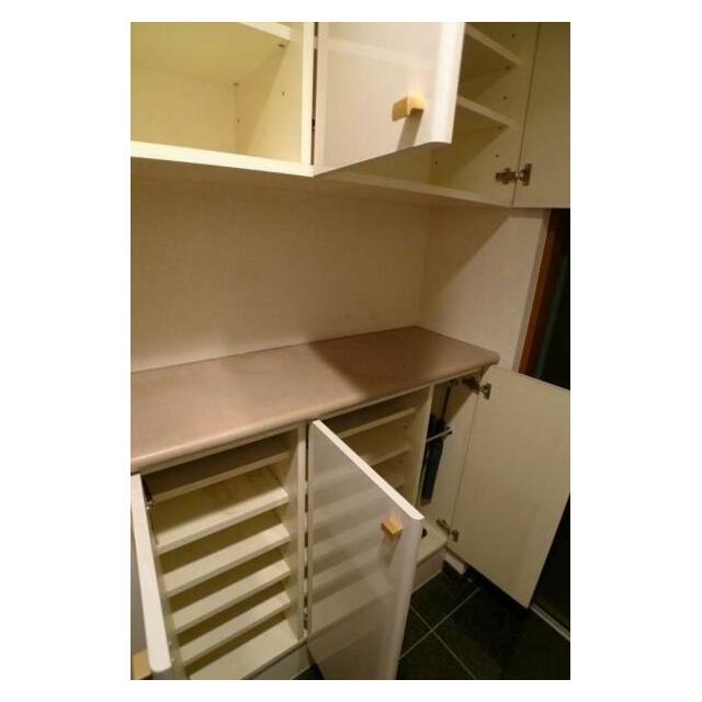 収納　靴入