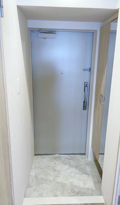 玄関　収納豊富なシューズボックスです♪