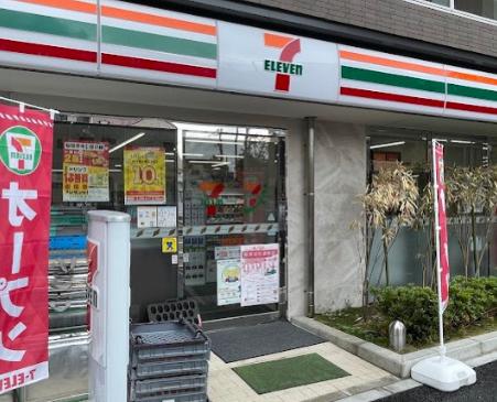コンビニ　セブンイレブン新宿信濃町店（コンビニ）まで418m