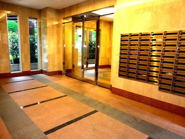 エントランス　★お問い合わせはタウンハウジング町田店まで★