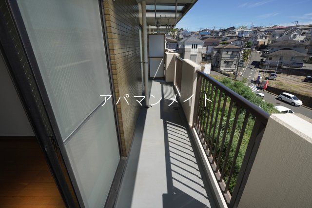 バルコニー　広々としたバルコニーです
