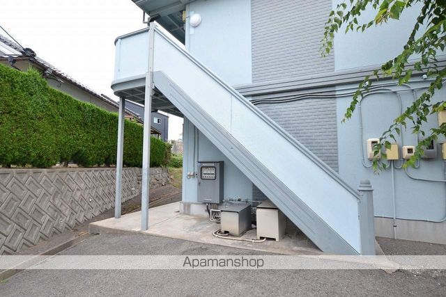 ＪＲ山陽本線 西条駅 徒歩15分 2階建 築33年の外観写真