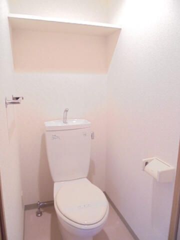 トイレ　※同タイプ参考写真