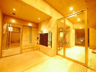 エントランス　毎日通るエントランスはこのようになっています