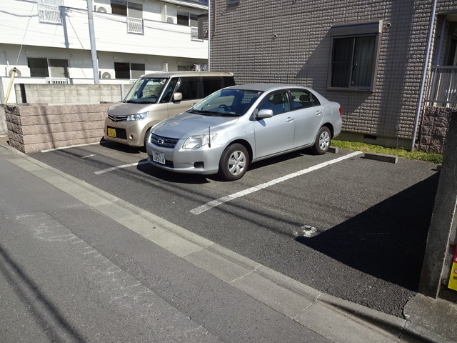 駐車場　★敷地内駐車場あります★