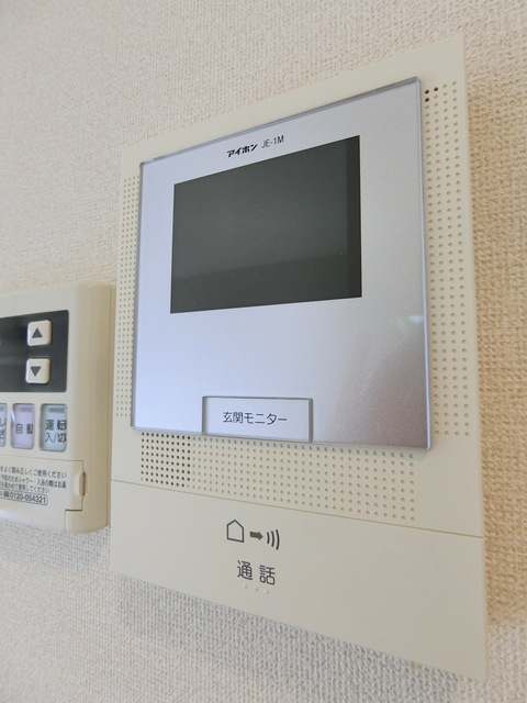 セキュリティ　★不審者をシャットアウト、安心のＴＶモニターホン付きです★
