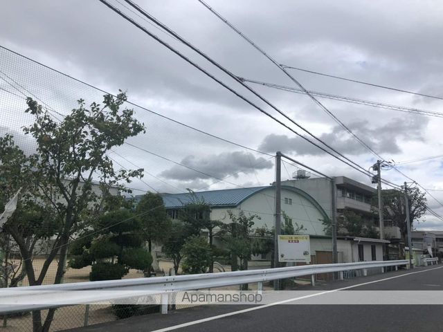 小学校　倉敷市立川辺小学校（小学校）まで2076m