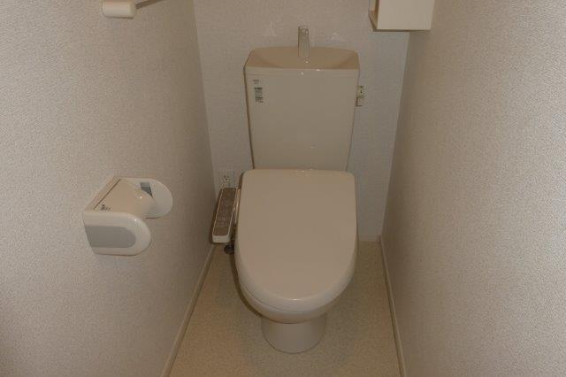 トイレ　シャワー付きトイレ