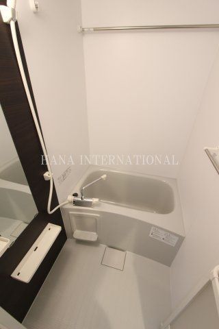 バス・シャワールーム　※反転タイプの参考写真です