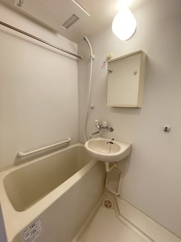 バス・シャワールーム　同タイプ参考写真