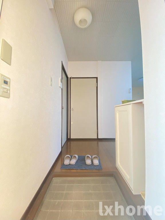玄関　シンプルで使いやすい玄関です