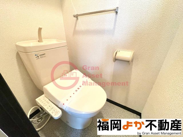 トイレ　コンパクトで使いやすいトイレです