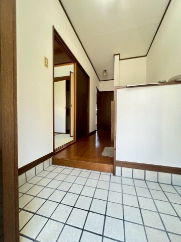 東垂水町戸建の玄関写真