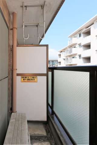バルコニー　参考写真（同物件別部屋）