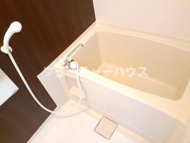 バス・シャワールーム　ゆったり過ごせるお風呂です
