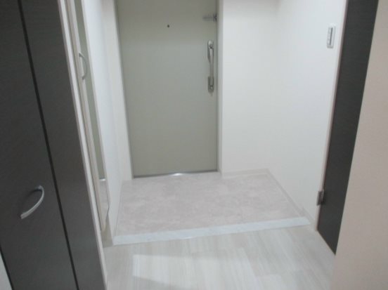 玄関　★見学予約受付中★