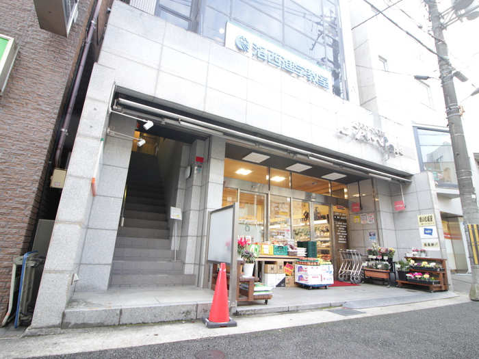 スーパー　SAMSON（スーパー）まで450m