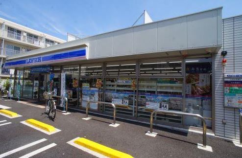 コンビニ　ローソン 北小岩四丁目店（コンビニ）まで330m