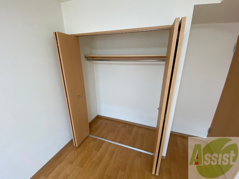 収納　収納もバッチリあるのでお部屋が片付きますよ！