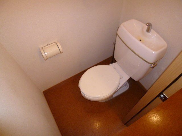 トイレ　清潔なトイレです。