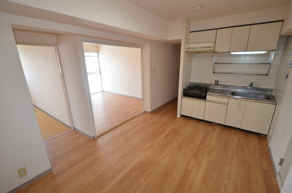 居室・リビング　角部屋住戸で過ごしやすく、おすすめです。