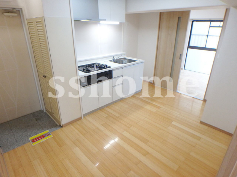 居室・リビング　きれいなお部屋です☆