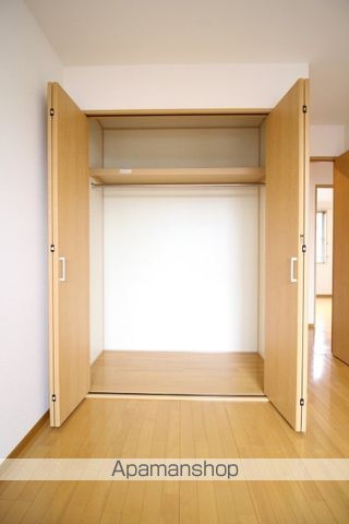 リースランド今 A棟の内装写真