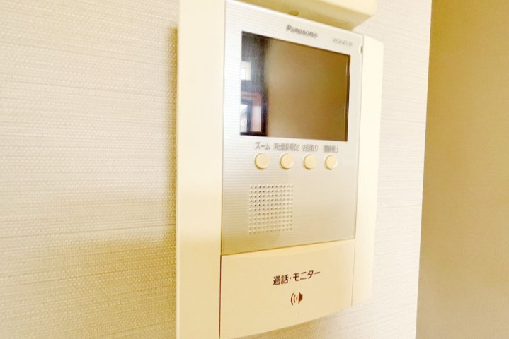 セキュリティ　アッソラート横浜＊別部屋参考