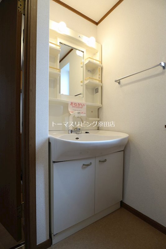 洗面設備　101号室写真