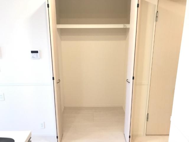 収納　キッチン横収納（イメージ）