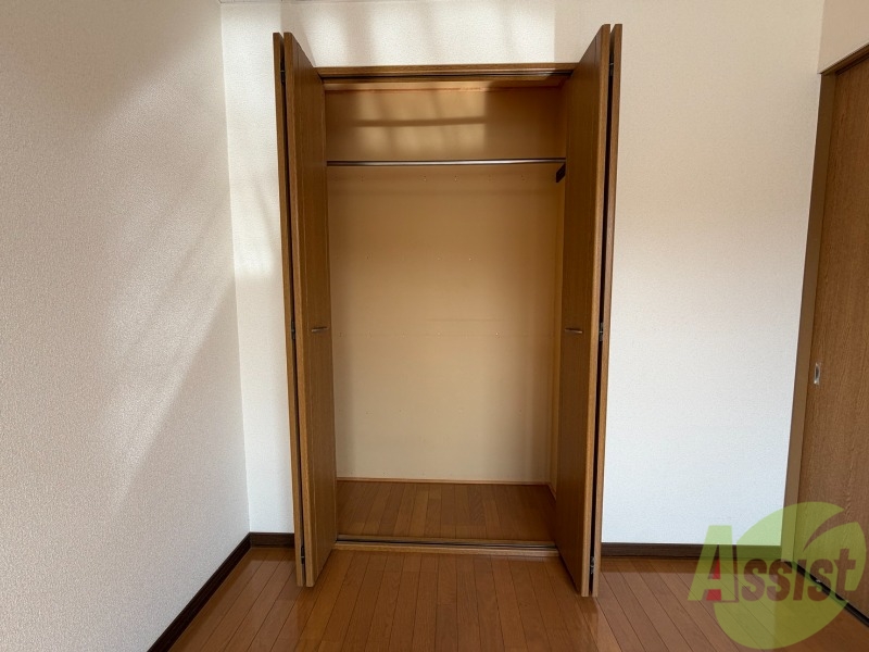 収納　収納もバッチリあるのでお部屋が片付きますよ！