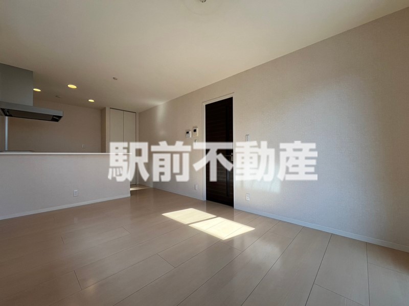 居室・リビング　※同物件別部屋の参考写真・現況優先